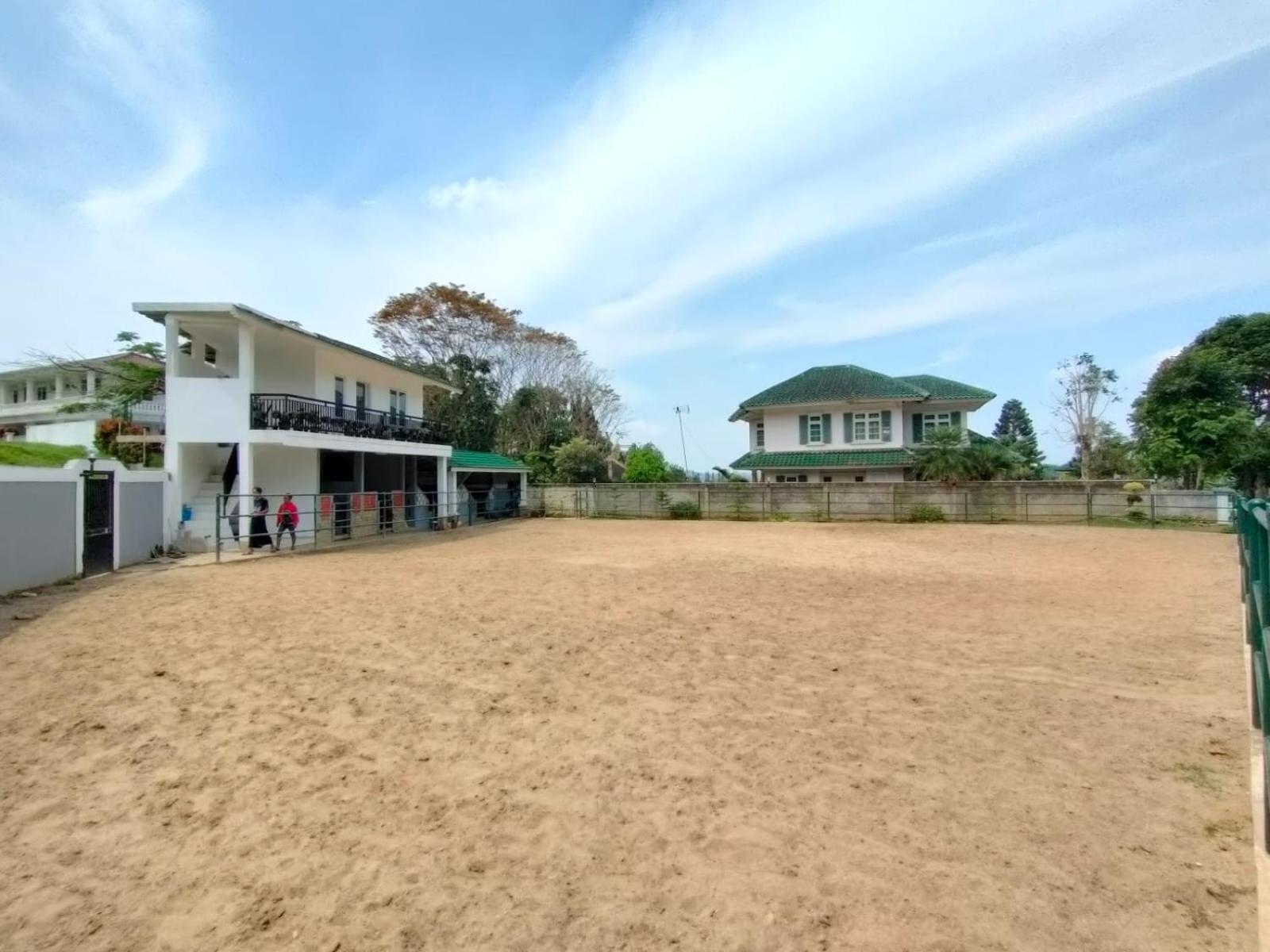 Villa Puncak Resort Gunung Agung Cikundul エクステリア 写真